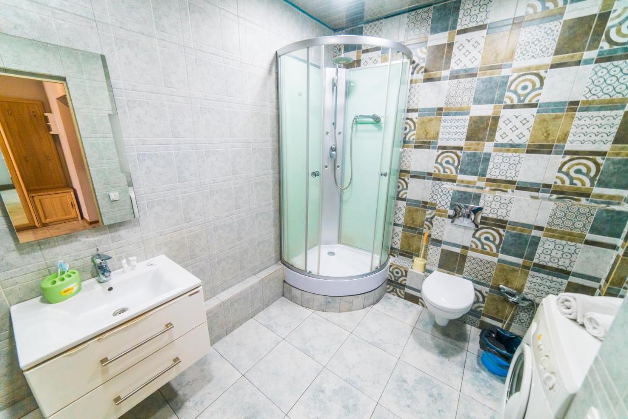 Ferienwohnung Manica Mega Towers Almaty Exterior foto
